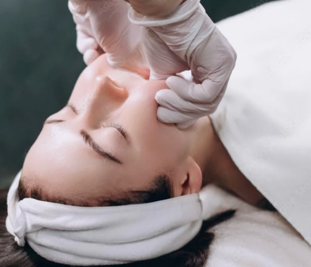 Sculpt & Lift Facial Massage