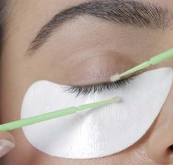 Lash Removal