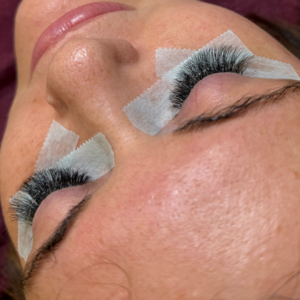 Half Lash 3 Week Fill at Abbie the Esthi at The Collective Cove in Marrero, LA