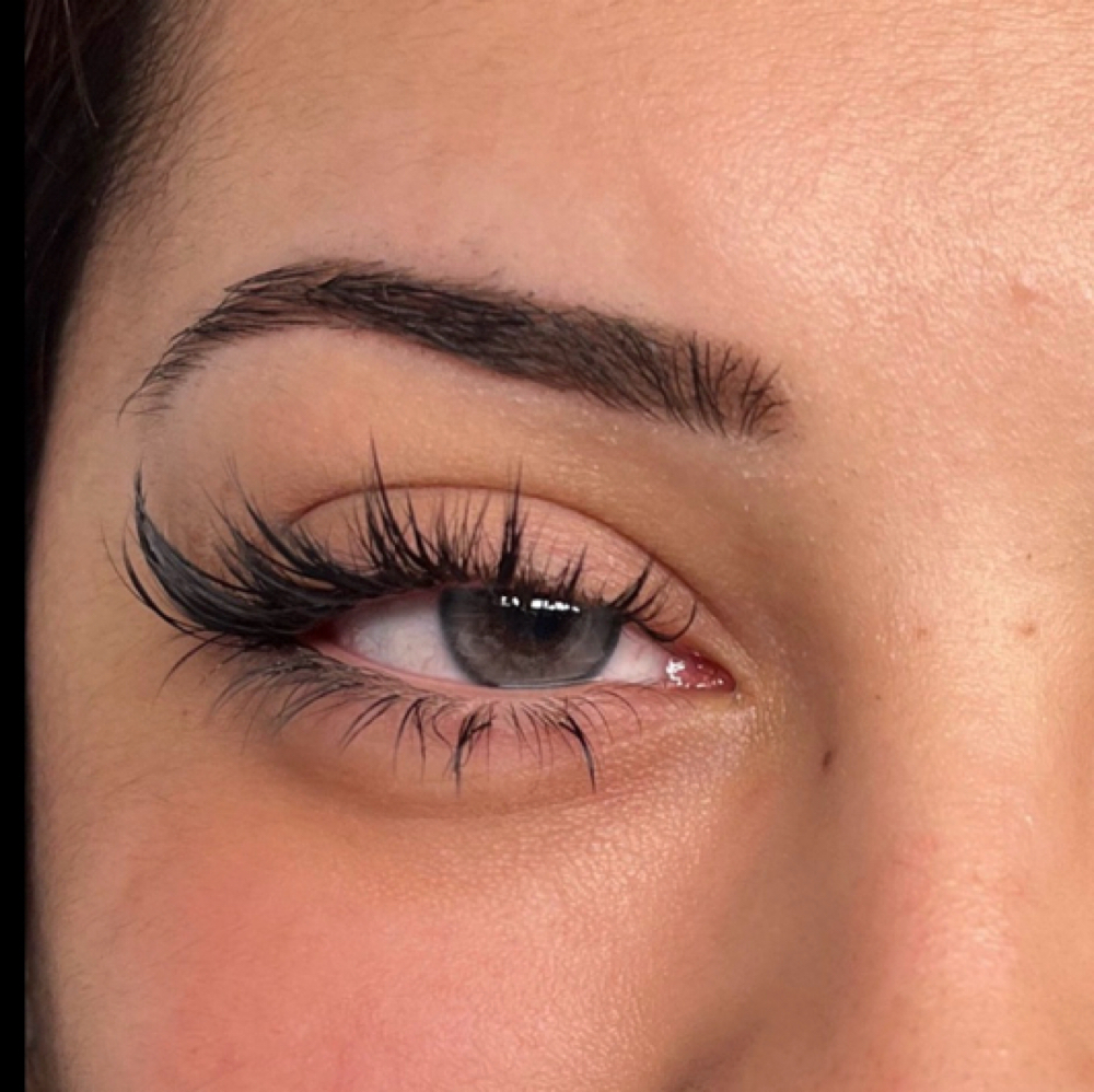 Exclusive Lash Set at Amethyst Spa in Omaha, NE