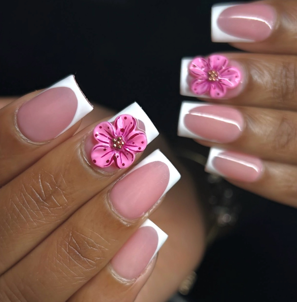 3D Nail Art at The Nail Cave in Philadelphia, PA