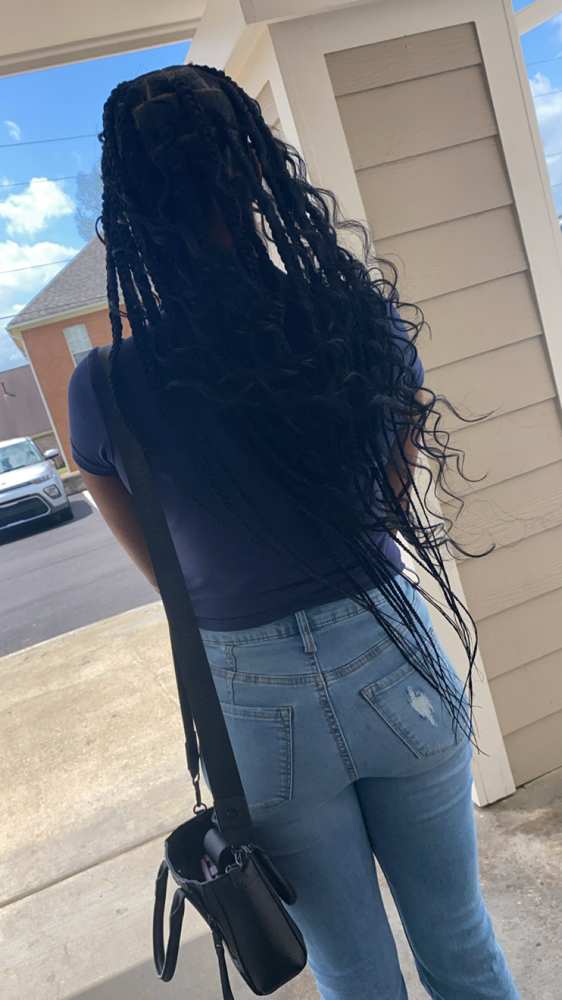 Large Long Knotless at Creative Touch By Tasha in Byram, MS
