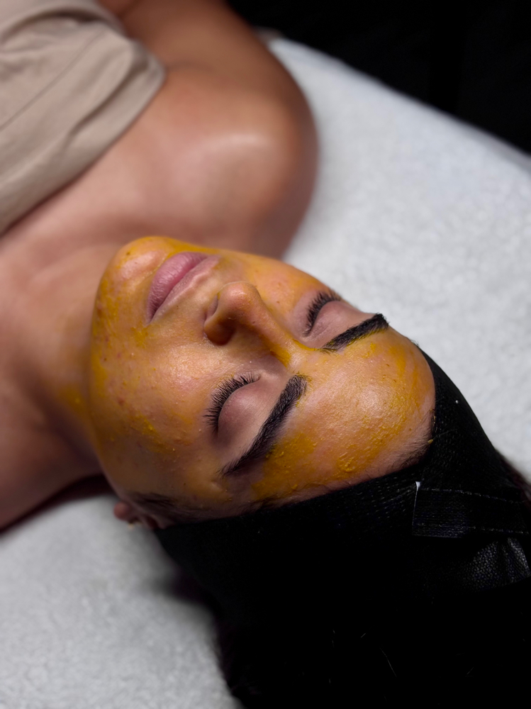 Pumpkin Glow Facial 🍁