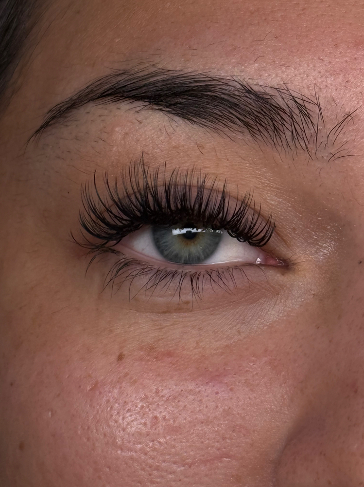 Wet N Wispy Full Set at Zhou Lashes in Thousand Oaks, CA