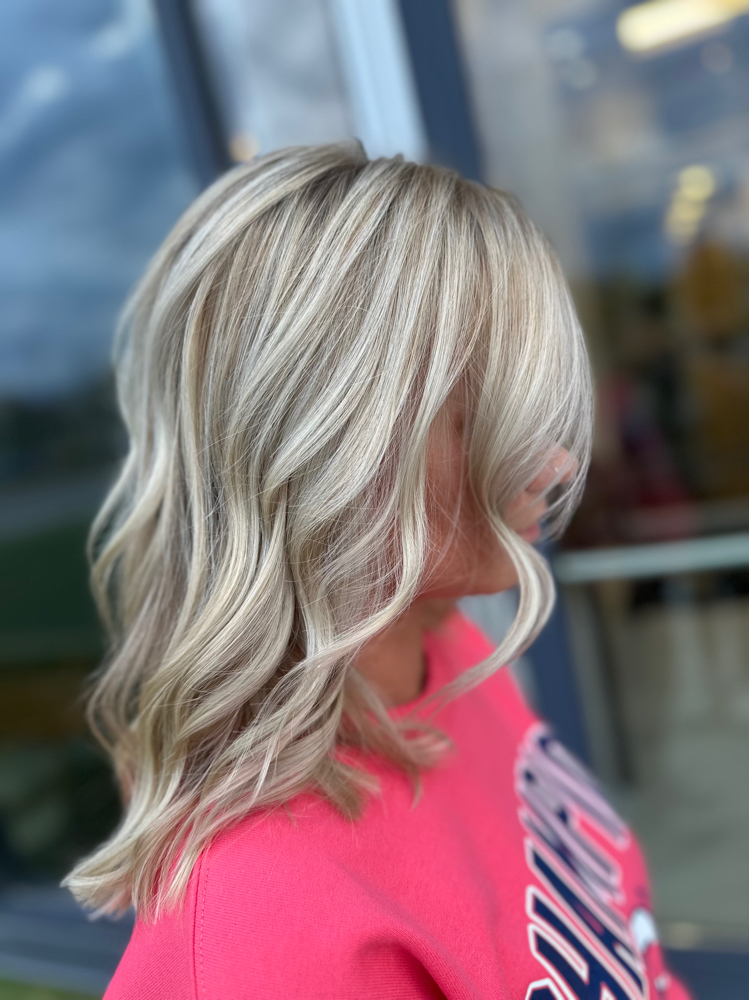 Full Foil at TMI at The Hair Company in Lansing, MI