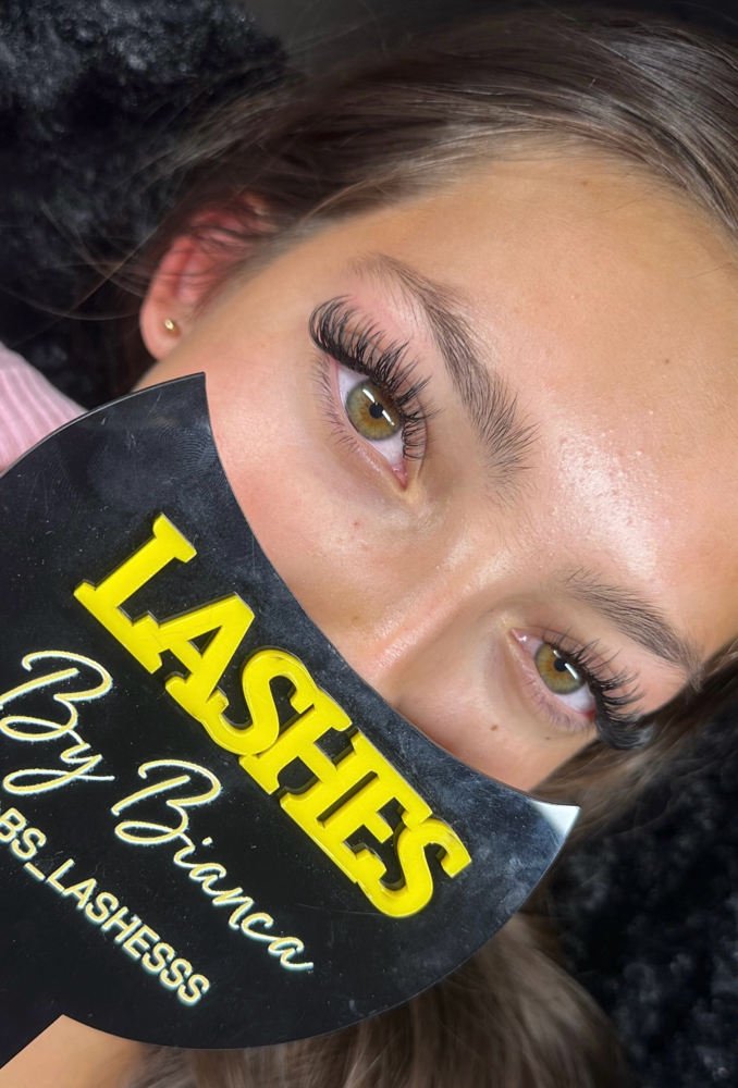 Wet Set at B’s Lashes in Seattle, WA
