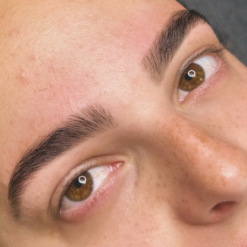 Brow Shape & Tint