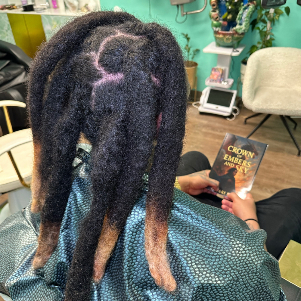 Wick Structural Retightening (8–12 at Kissi Aesthetic Hair in Huntington Beach, CA