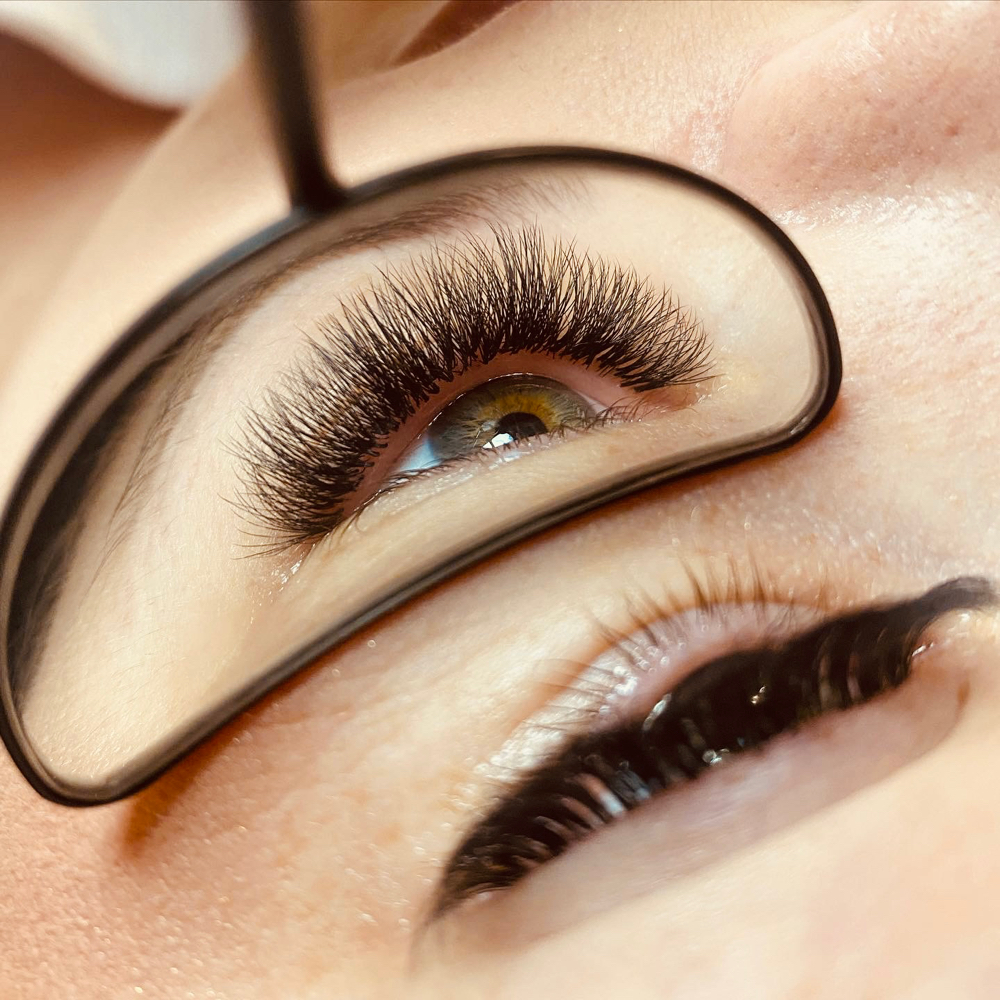 Hybrid Lash Extensions - FULL SET