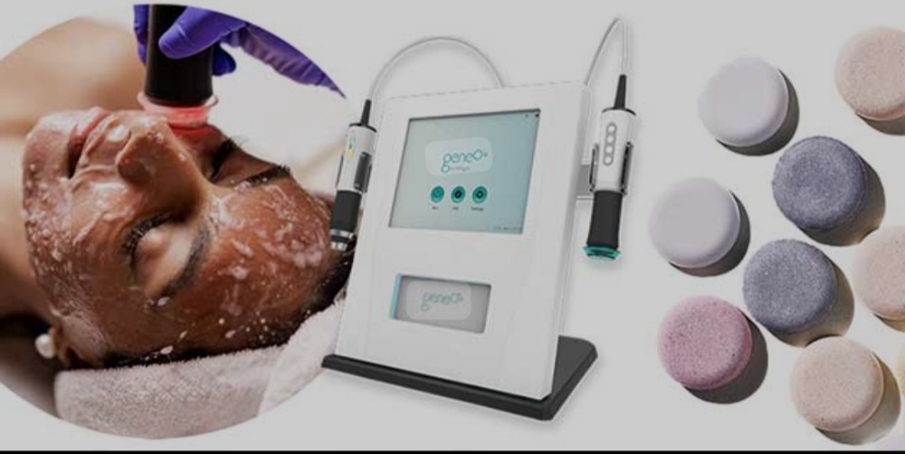 Oxygeneo Facial Treatment at Soluna Studio /Beauty & Wellness in Forest Hills, NY