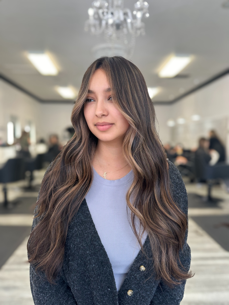 Bronde Babe at Desistyls in Concord, CA
