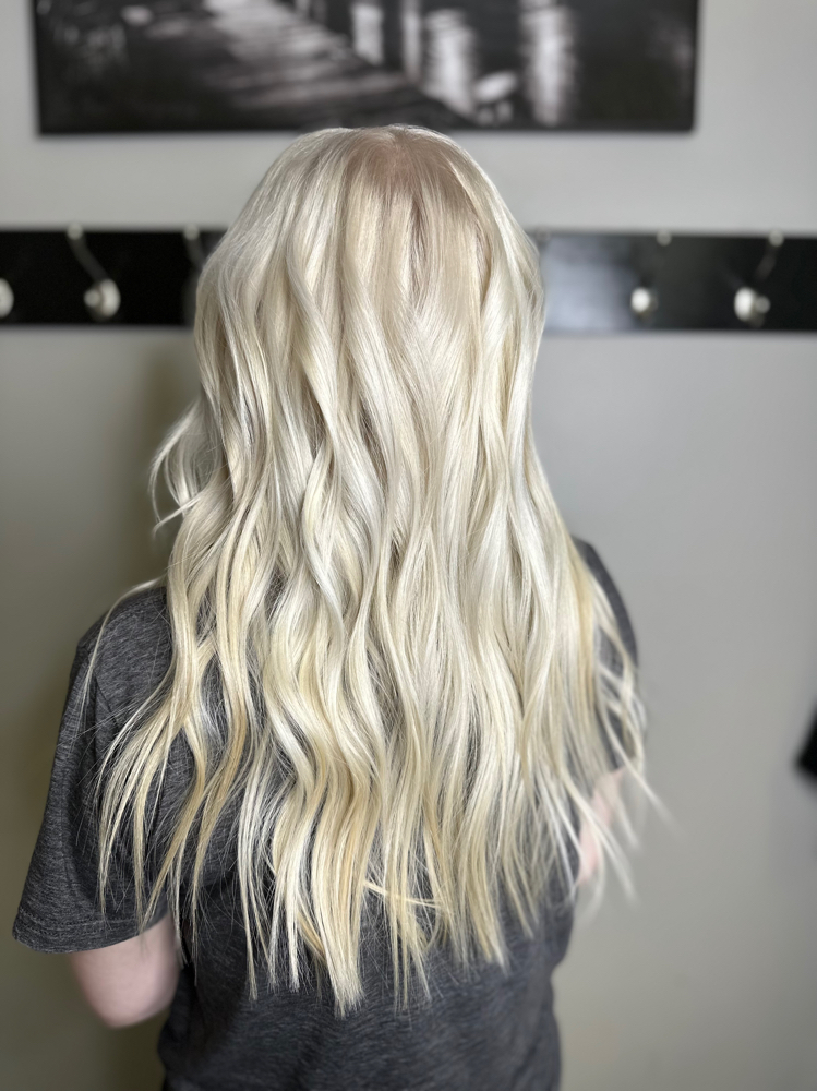 Blonde Root Touch Up
