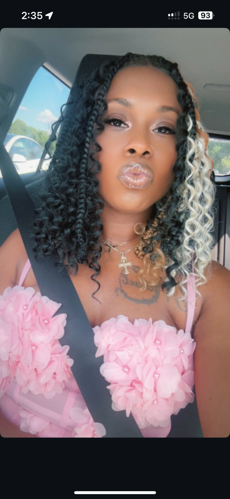 Medium Knotless Braids Bob