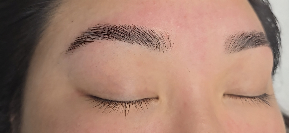 Brow Lamination & Tint