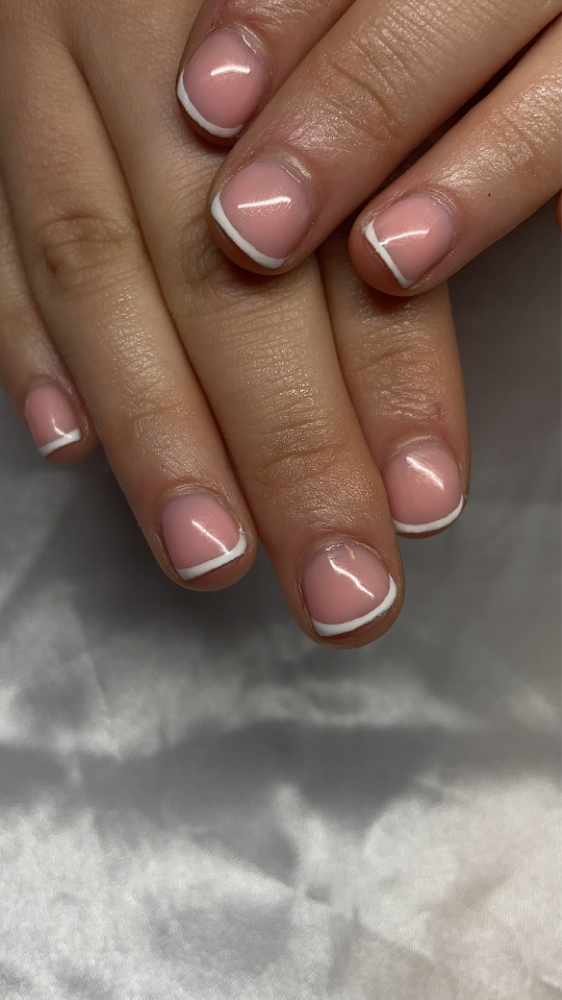 Structured Gel Manicure $20 Deposit