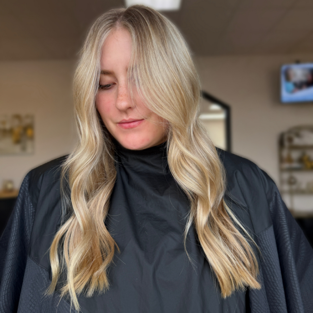 Custom Blonding/ Full Highlight at Maison de Couleur in Starkville, MS