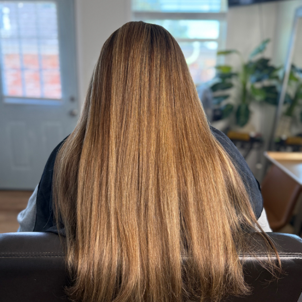 Highlight Root Touch Up at Belle Âme Beauty in New Orleans, LA