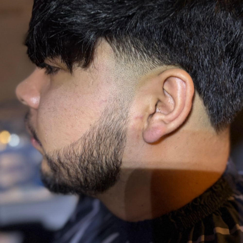 Beard And Trim Line Up at H & B House Of Hair in Sterling, IL
