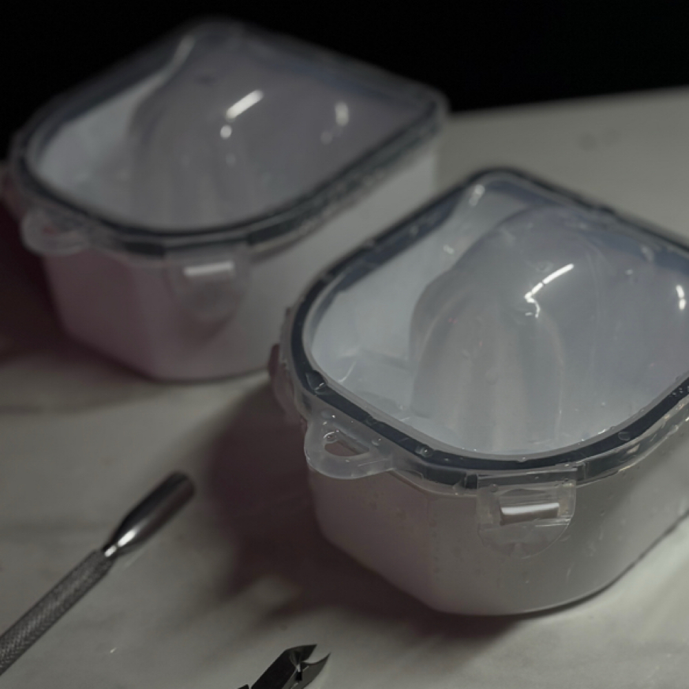 (foreign) Acrylic Soak Off at Mini Salon Co. in Bay city, MI