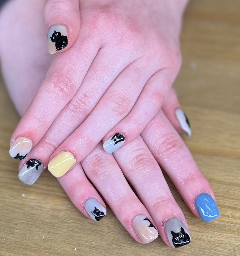 Basic Art -8 Nails