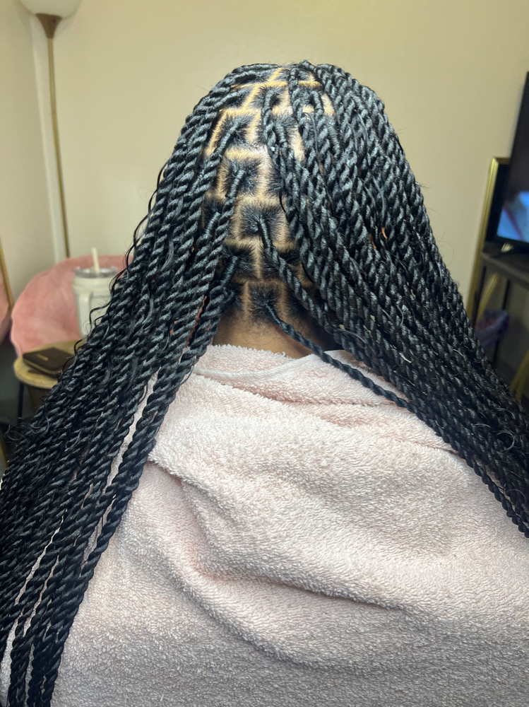 Smedium Knotless Twists