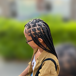 Medium Knotless Braids