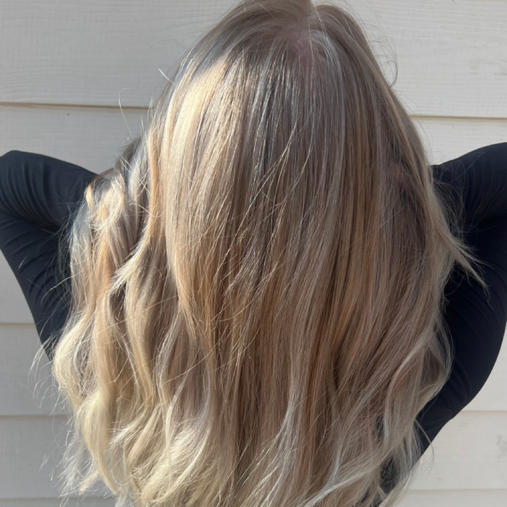 Full Highlight With Cut at Elysie Rae Hair Studio in Kennesaw, GA