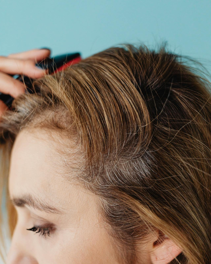 QUICKIE ROOT COLOR ONLY- NO HILIGHT