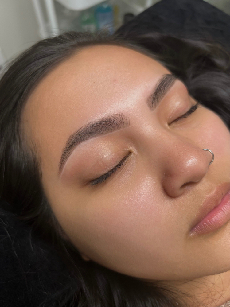 Brow Tinting