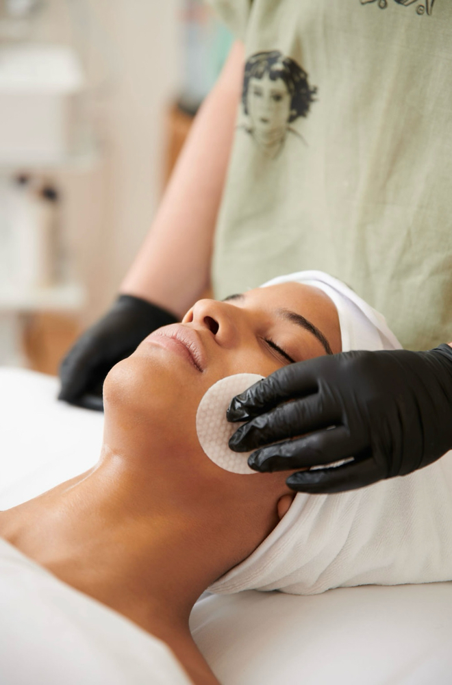 Signature Glō Facial