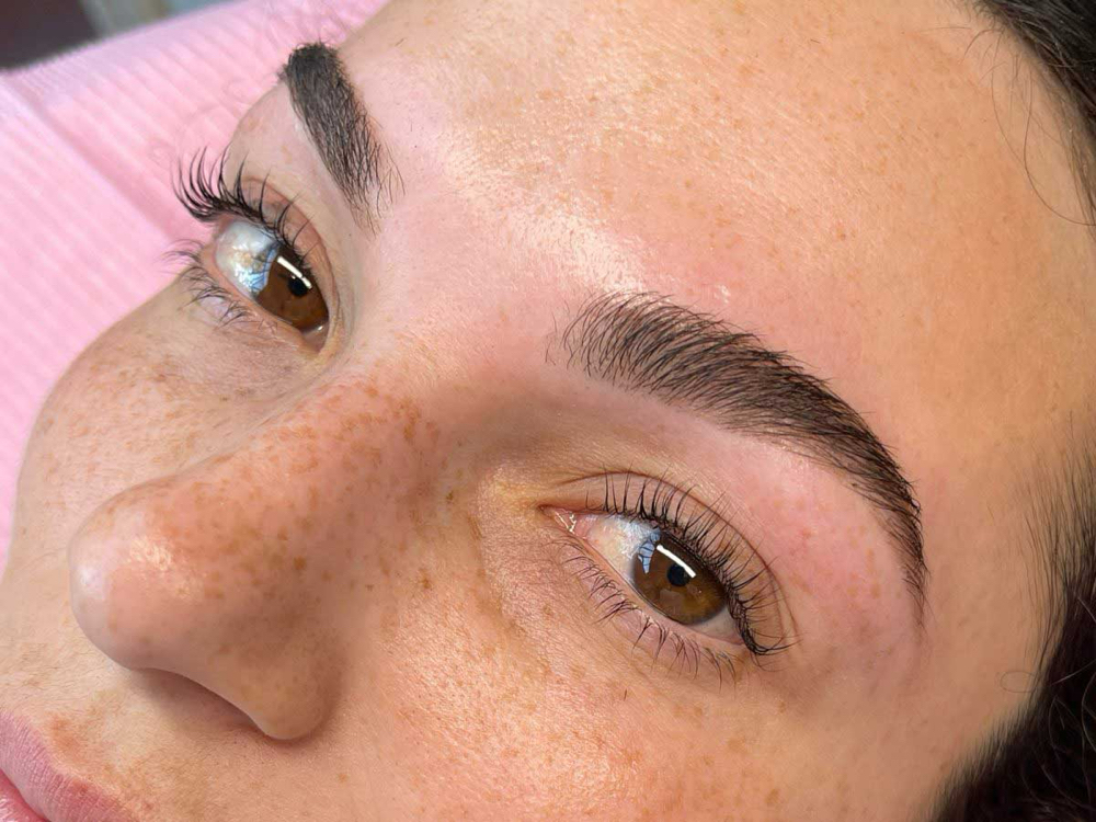 Eye Brow Wax