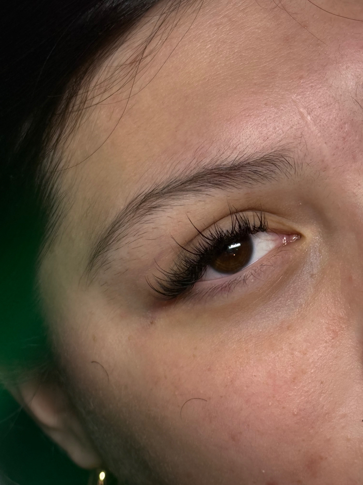 Wispy Hybrid Full set at BellezaLuxCo in Muncie, IN