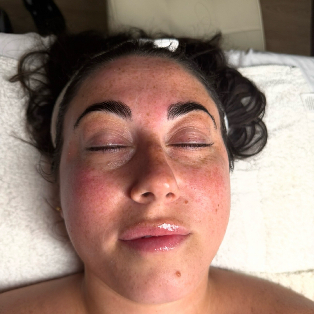 Eyebrow Wax at Haleyskinbar in Weymouth, MA