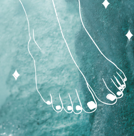 Deluxe Pedicure at Raye Nails in Maumee, OH