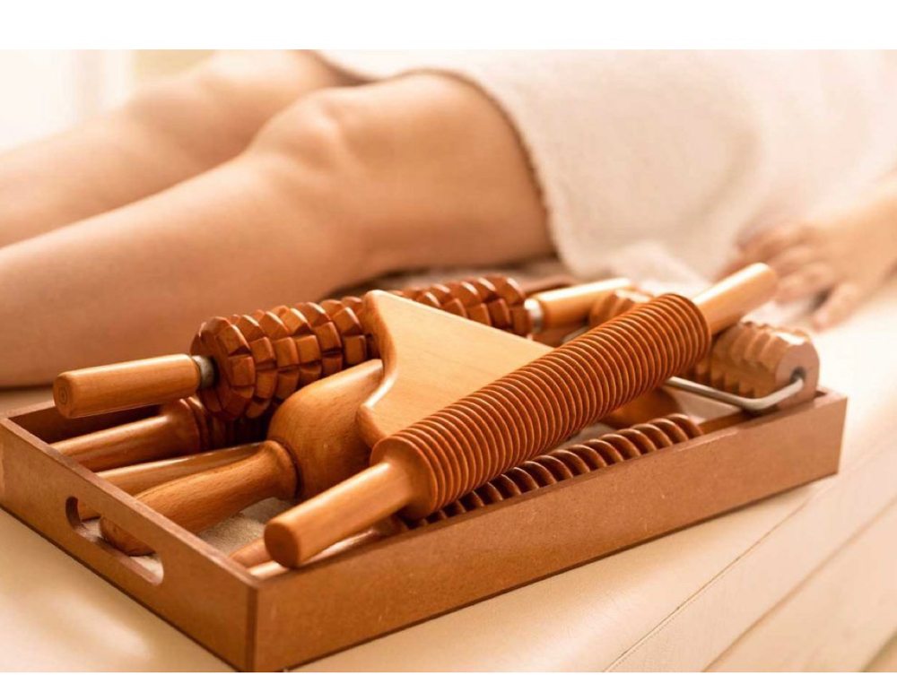 Full Body Wood Massage & Facial