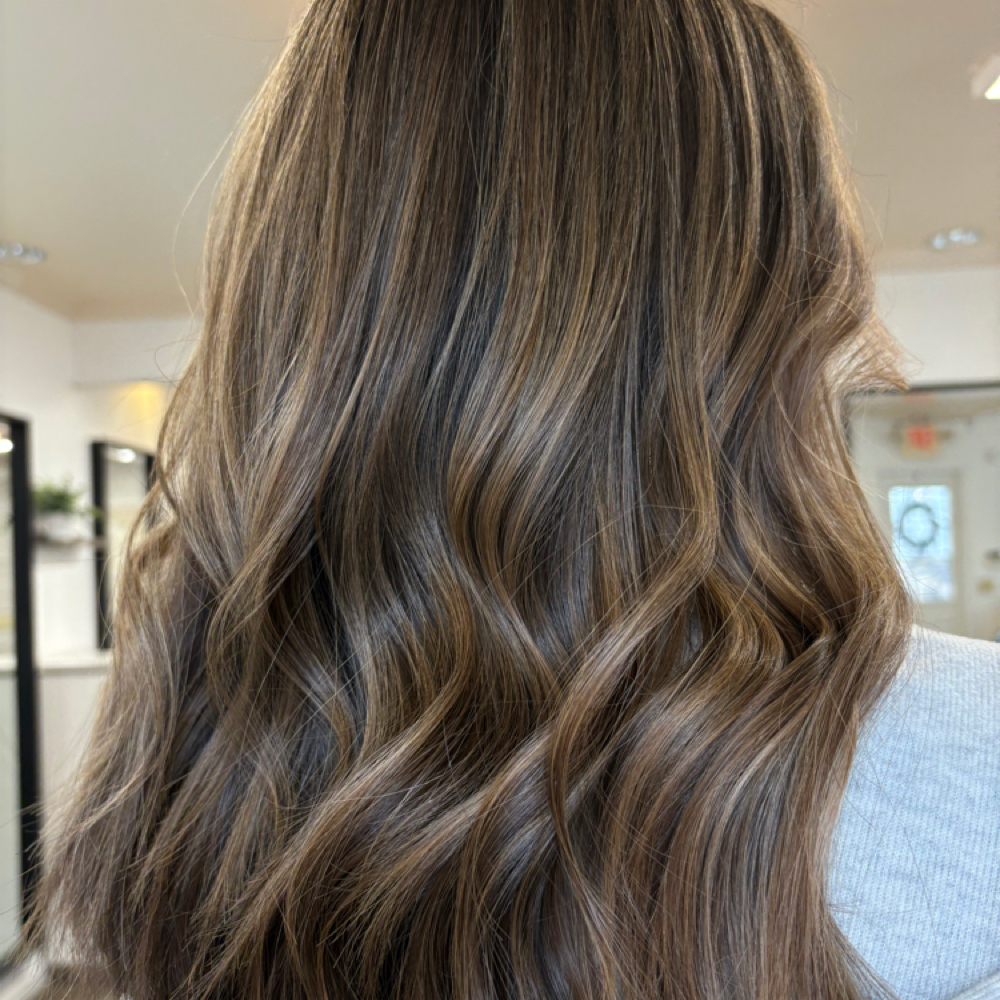 Mini Blonding at SUNSTONE SALON LLC in Murrysville, PA