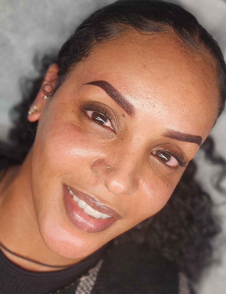 Powder/Ombre Brows