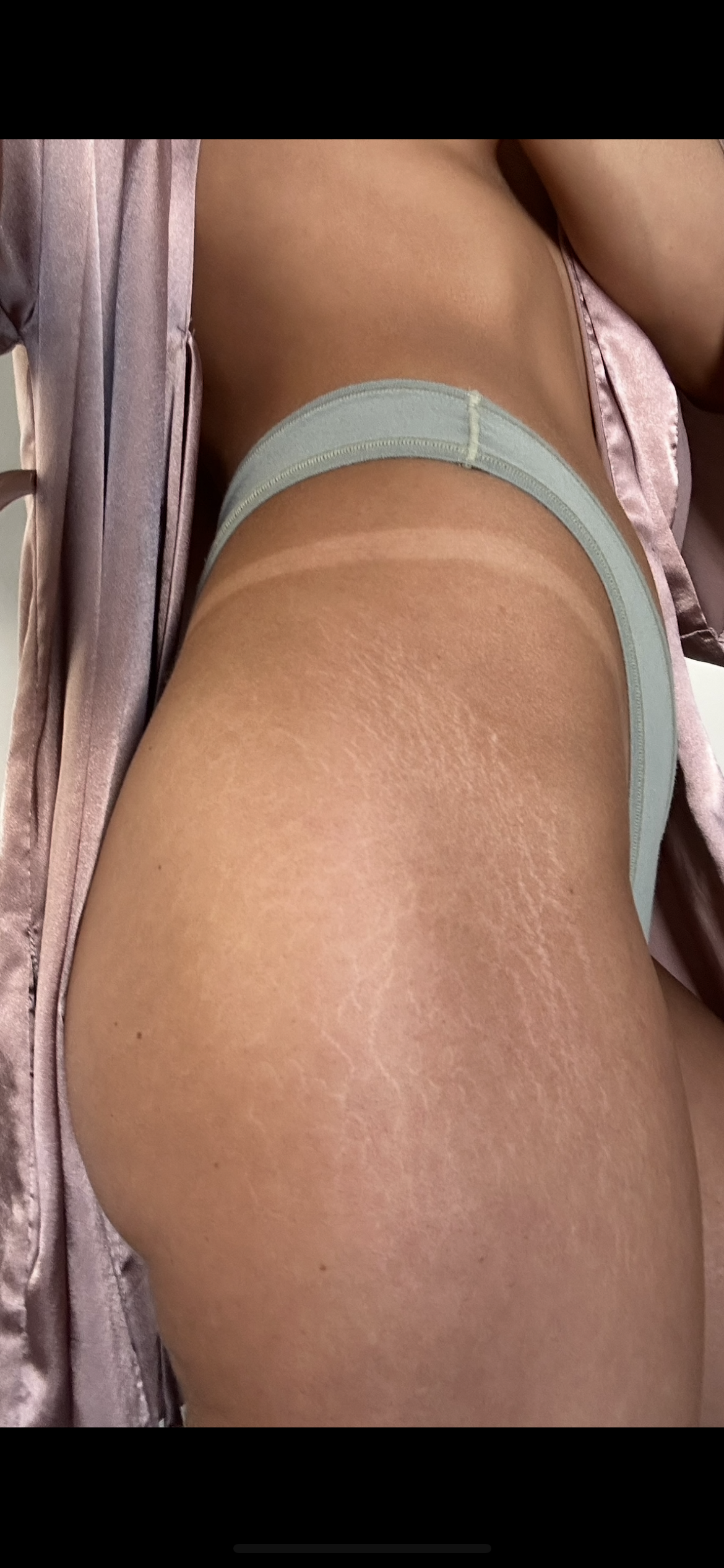 HYDRALUXE-MOST LOVED TAN at Linx & Glow in Chambersburg, PA