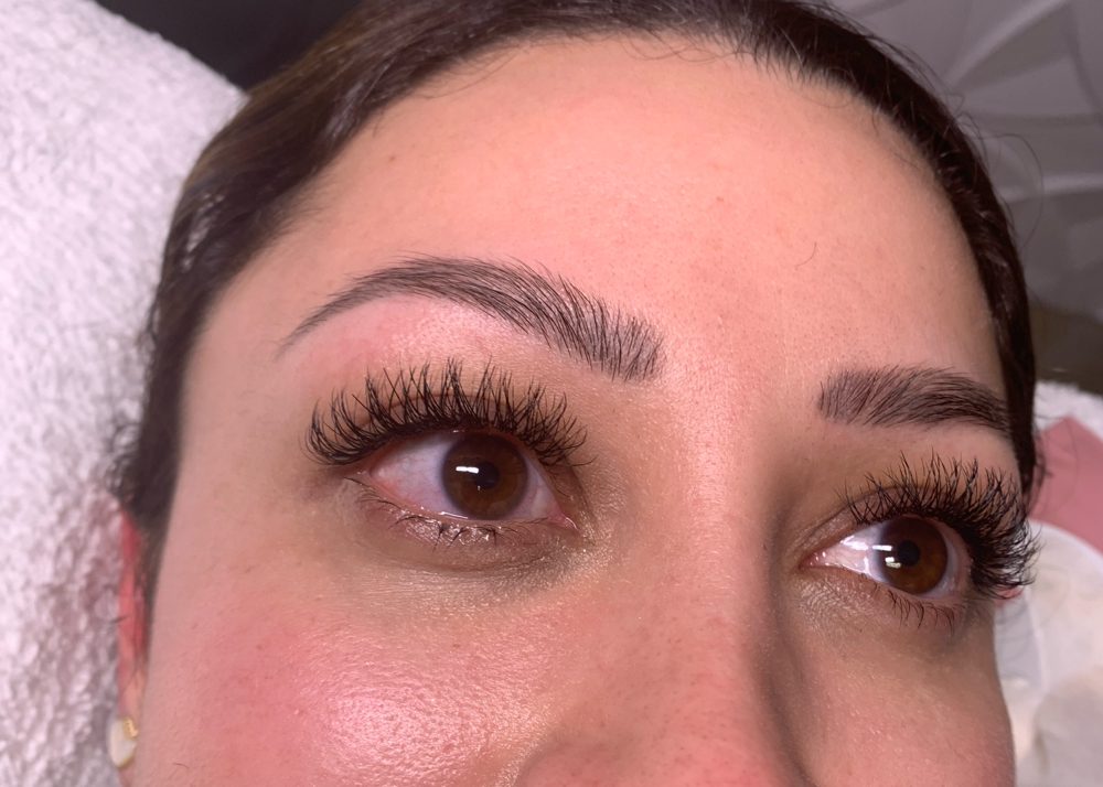Classic Eyelashes Extensions