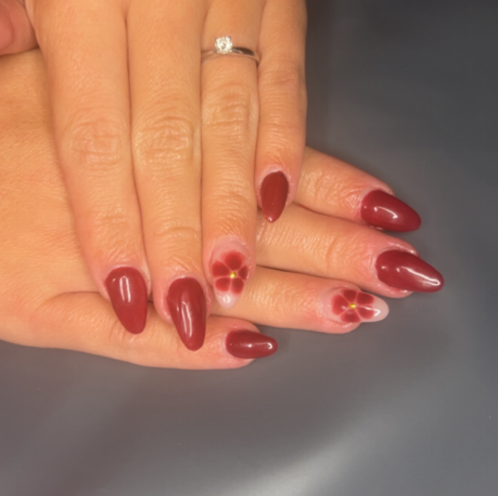 Advanced Art (2 Nails) at Macey’s Manis LLC in Fremont, OH