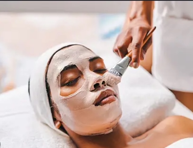 60 Mins Facial