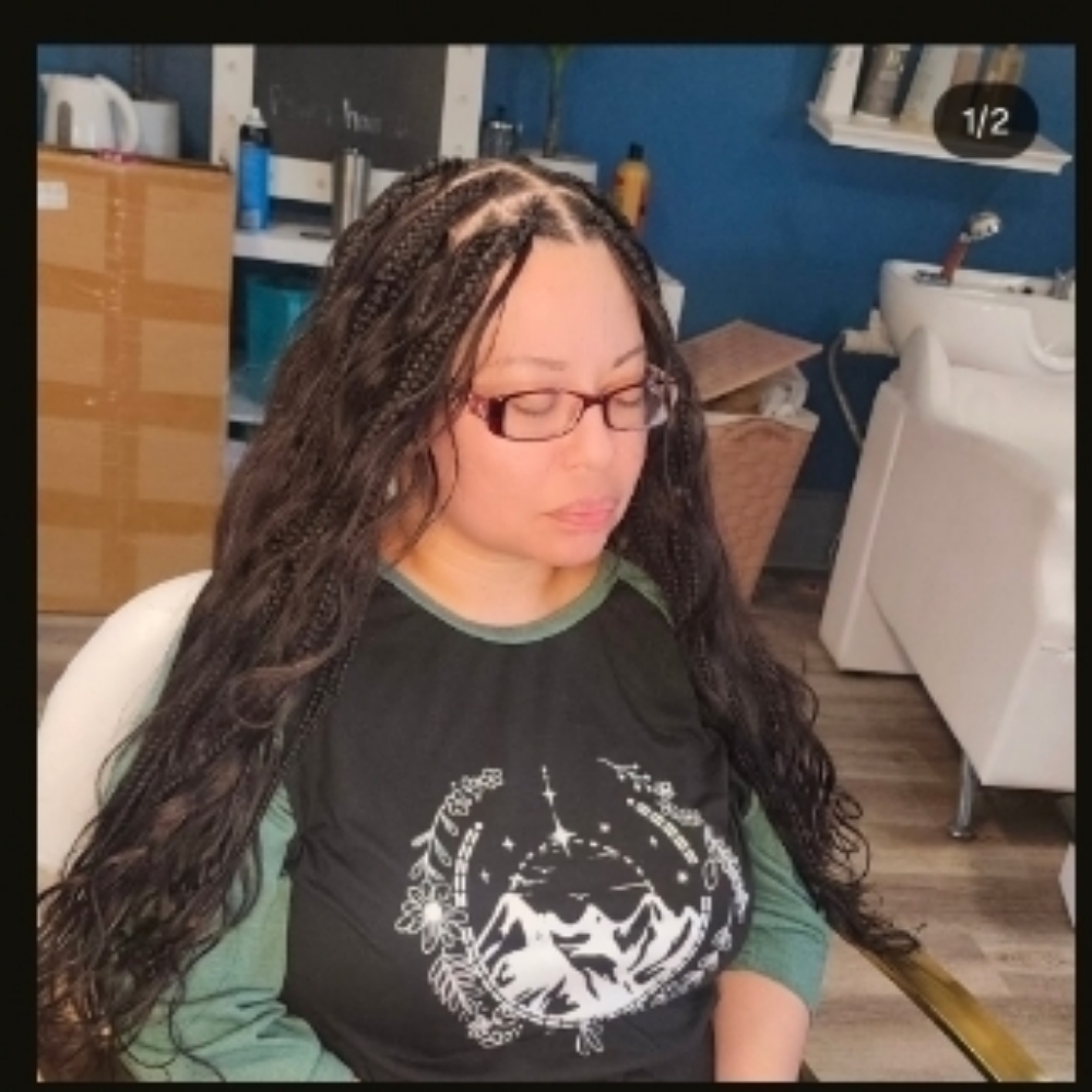 Mermaid Boho Knotless-Small at The Braid Lounge in Burlington, NC