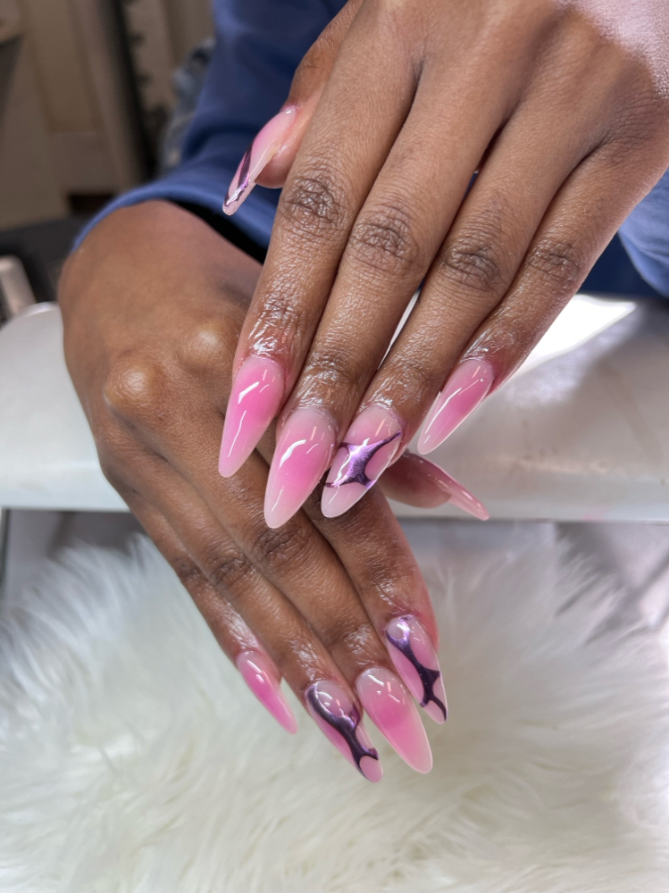 Air Brush at Rubiiglownails in North Carolina, NC