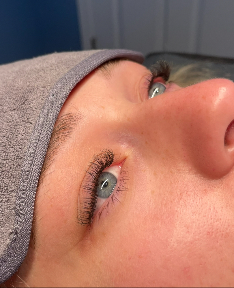 Hybrid Full Set at esthetically yours, corley in Brookhaven, MS