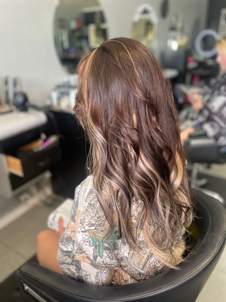 Lowlight And Highlight at Samantha All Teased Up Co in Groveland, FL