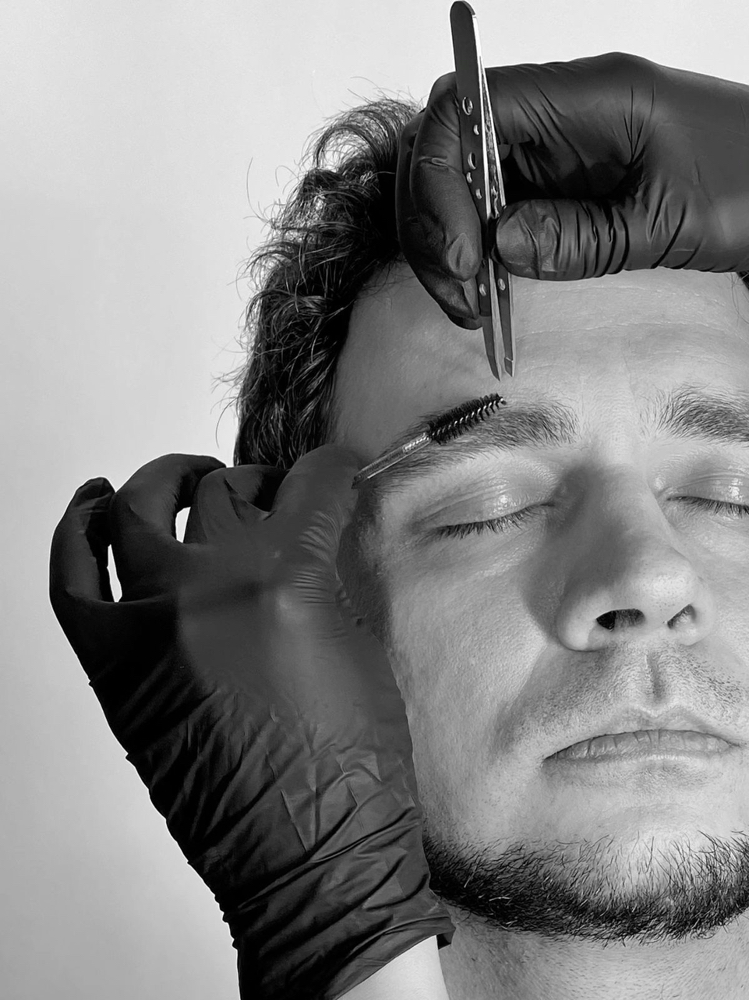 Gentlemen’s brow & grooming service at Beauty Syndicate in Denver, CO