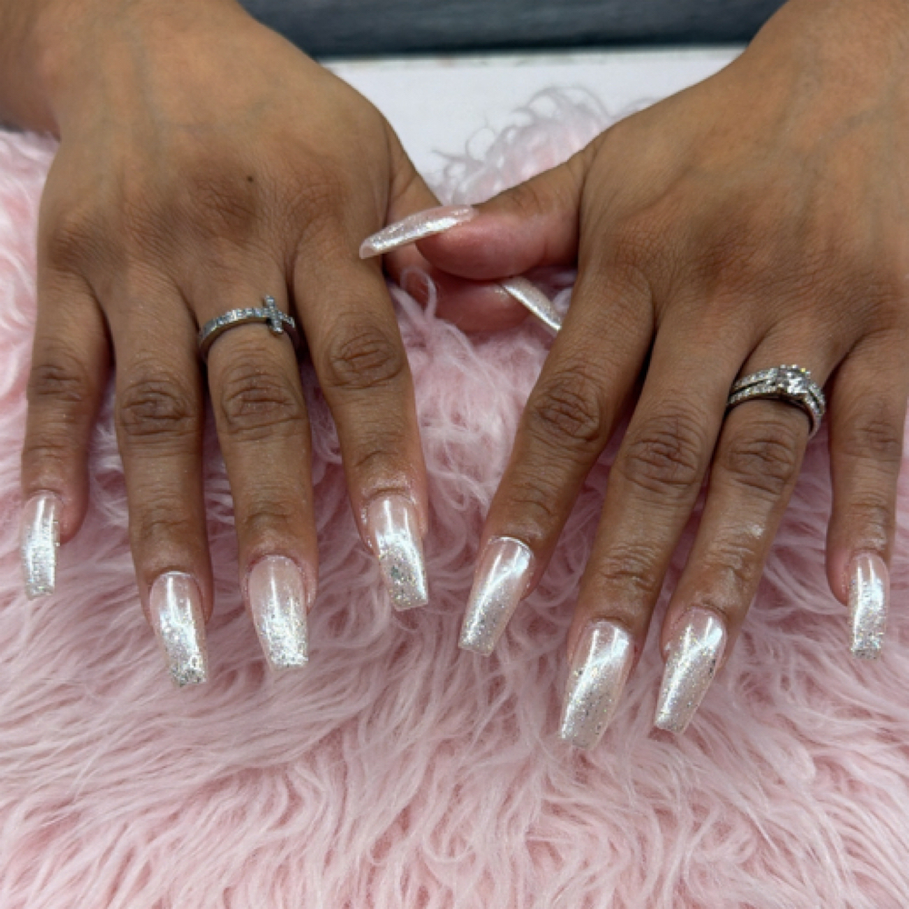 Ombre Nail Design at Tammy Corral in Fresno, CA