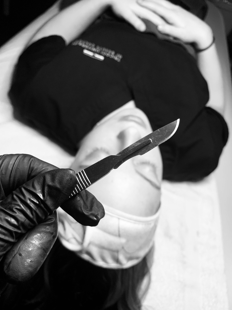 Dermaplane Facial
