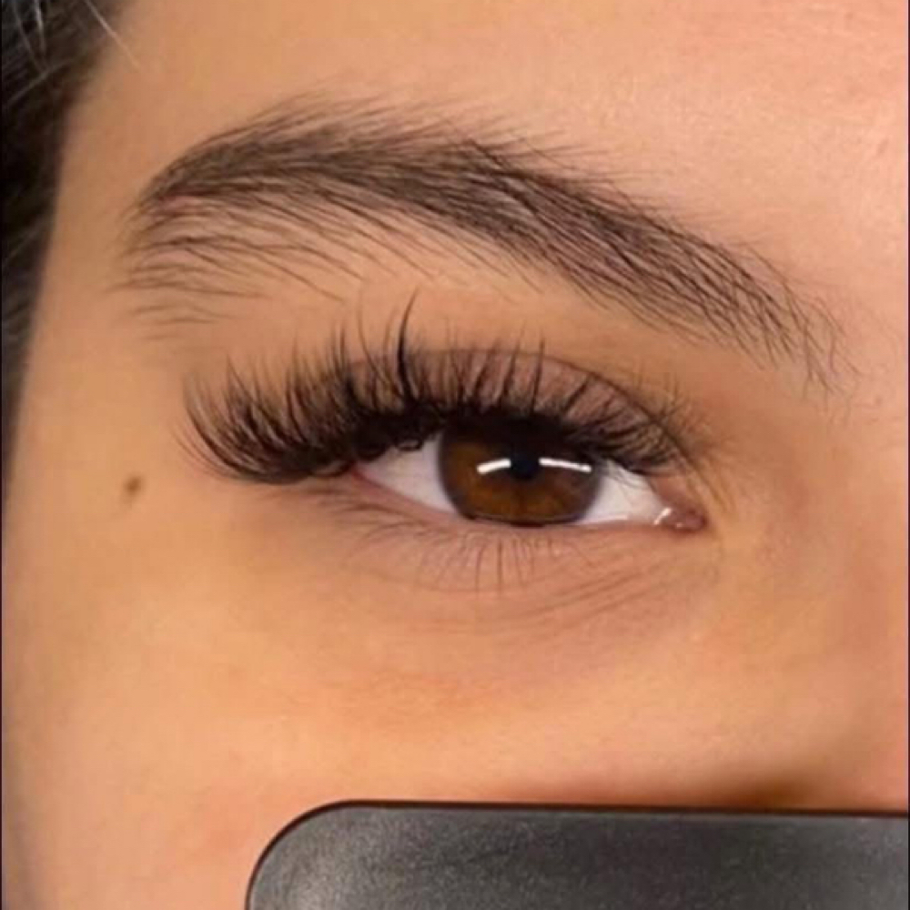 Cateye WiSpY Set at Gina's Hair Studio in Eagle pass, TX