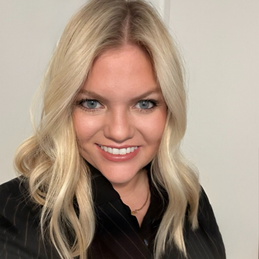 Face Frame with Base Color at Realm Hair Collective in Naperville, IL